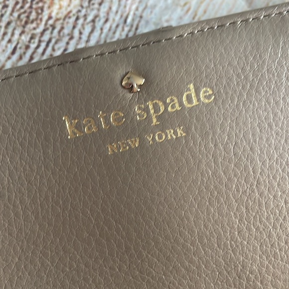 Kate Spade Leather Wallet - Picture 7 of 11
